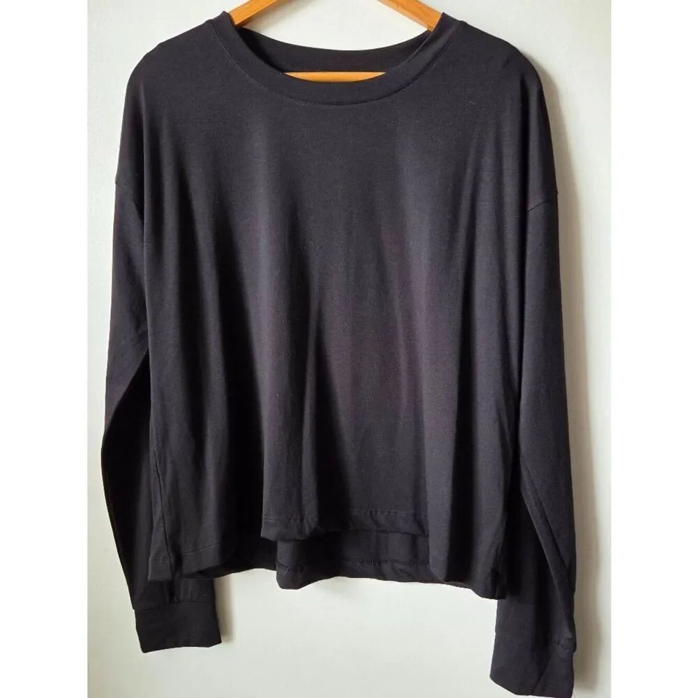 NWT TEK GEAR BLACK LONGSLEEVES TEE SIZE L